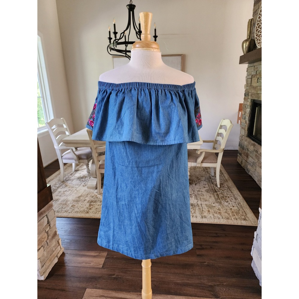 Boutique Denim Off the Shoulder Embroidered‎ Floral Western Dress Boho Gameday